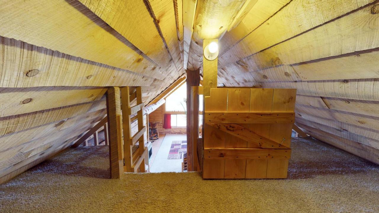 Canyon View Family Cabin, Deck, Tv Room, Games, Bbq, Campfire Monticello Exterior photo