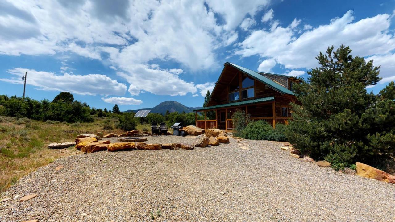Canyon View Family Cabin, Deck, Tv Room, Games, Bbq, Campfire Monticello Exterior photo